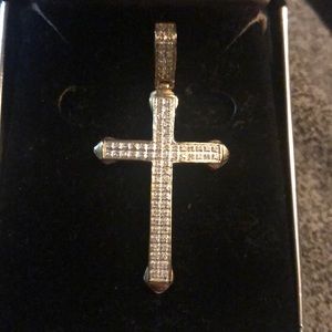 10k gold diamond pave cross (unisex)